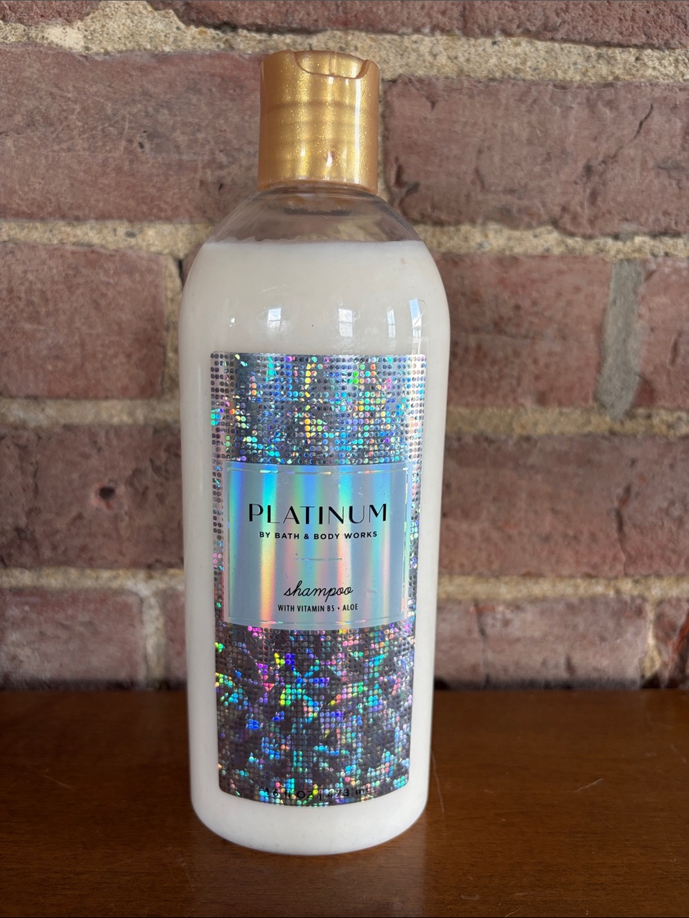 Bath & Body Works Platinum Shampoo -16 oz with vitamin B5 and aloe